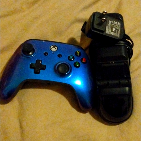 Xbox wireless Xbox one charger for controllers